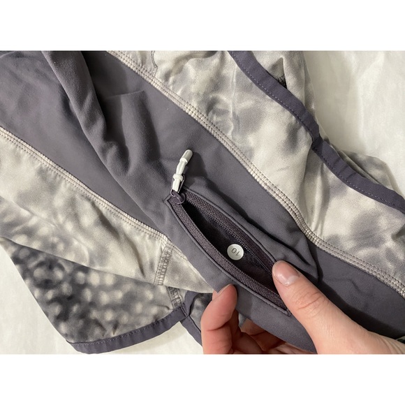 Lululemon Speed Short Gray Size 10 - Picture 7 of 7